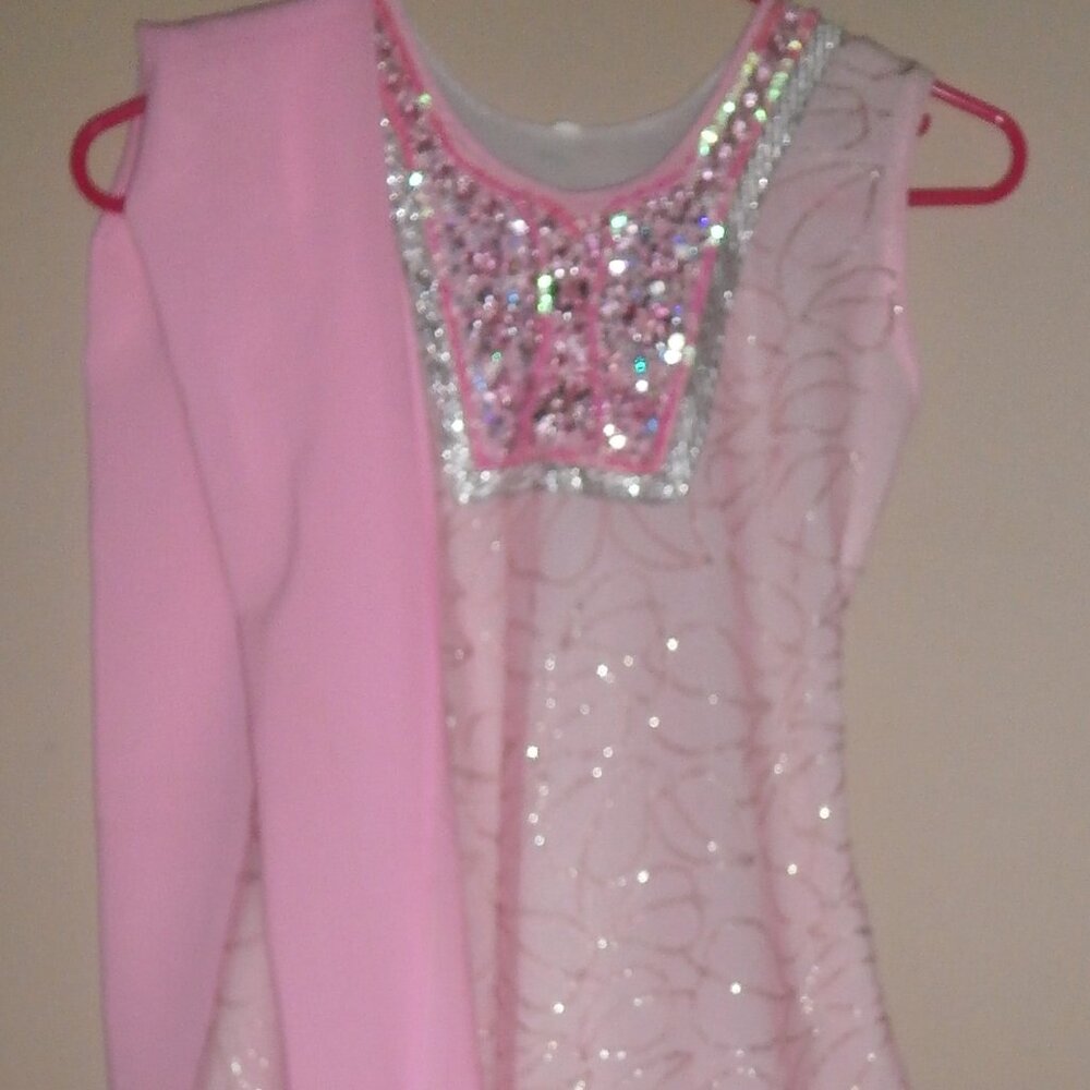 ***GIRLS PINK SALWAR KAMEEZ SIZE 8-12 ***